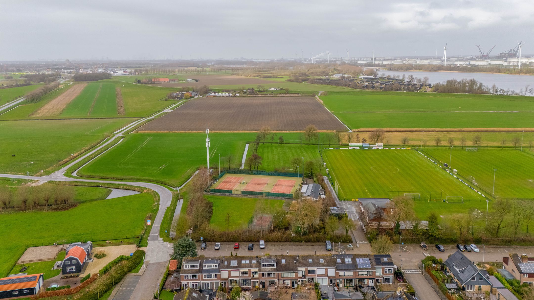 Foto 51 van Sluisweg 11