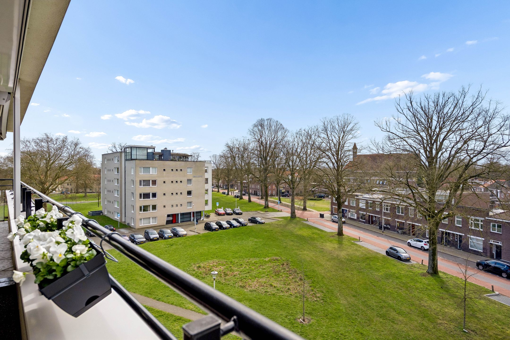 Photo 30 of Henriette Ronnerstraat 212