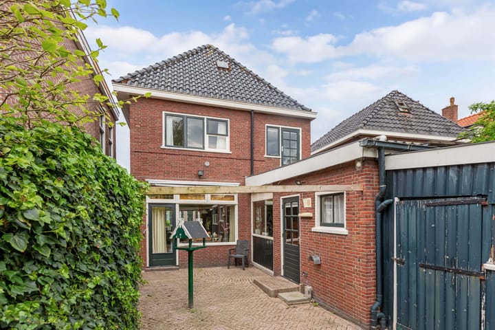 Photo 2 of Stationsweg 86