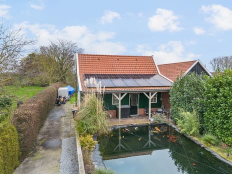 Nes 194 tertiary image