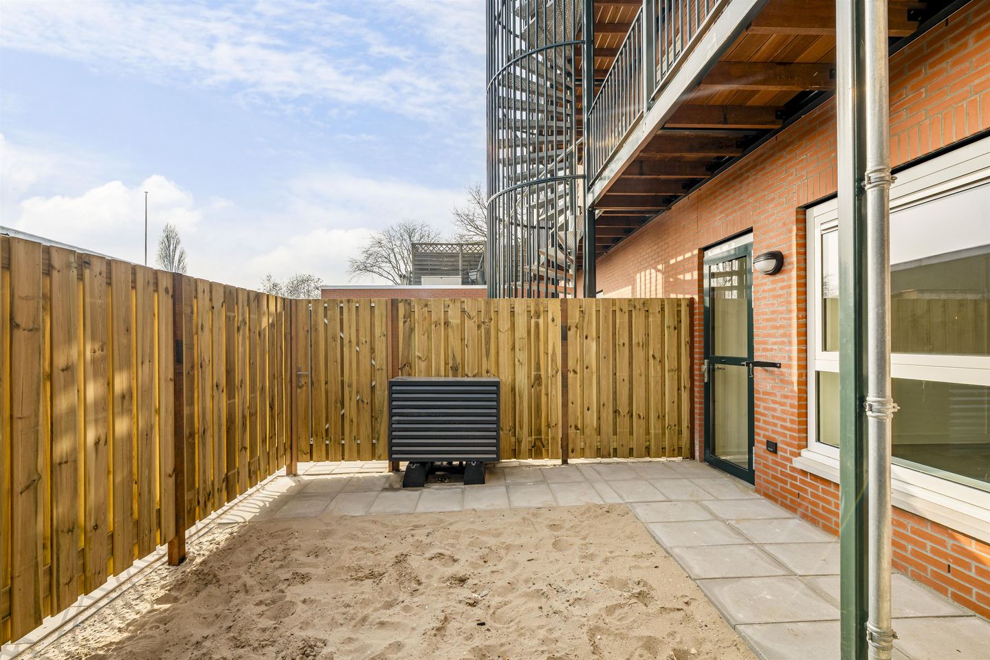 Photo 14 of Zaanweg 66-B