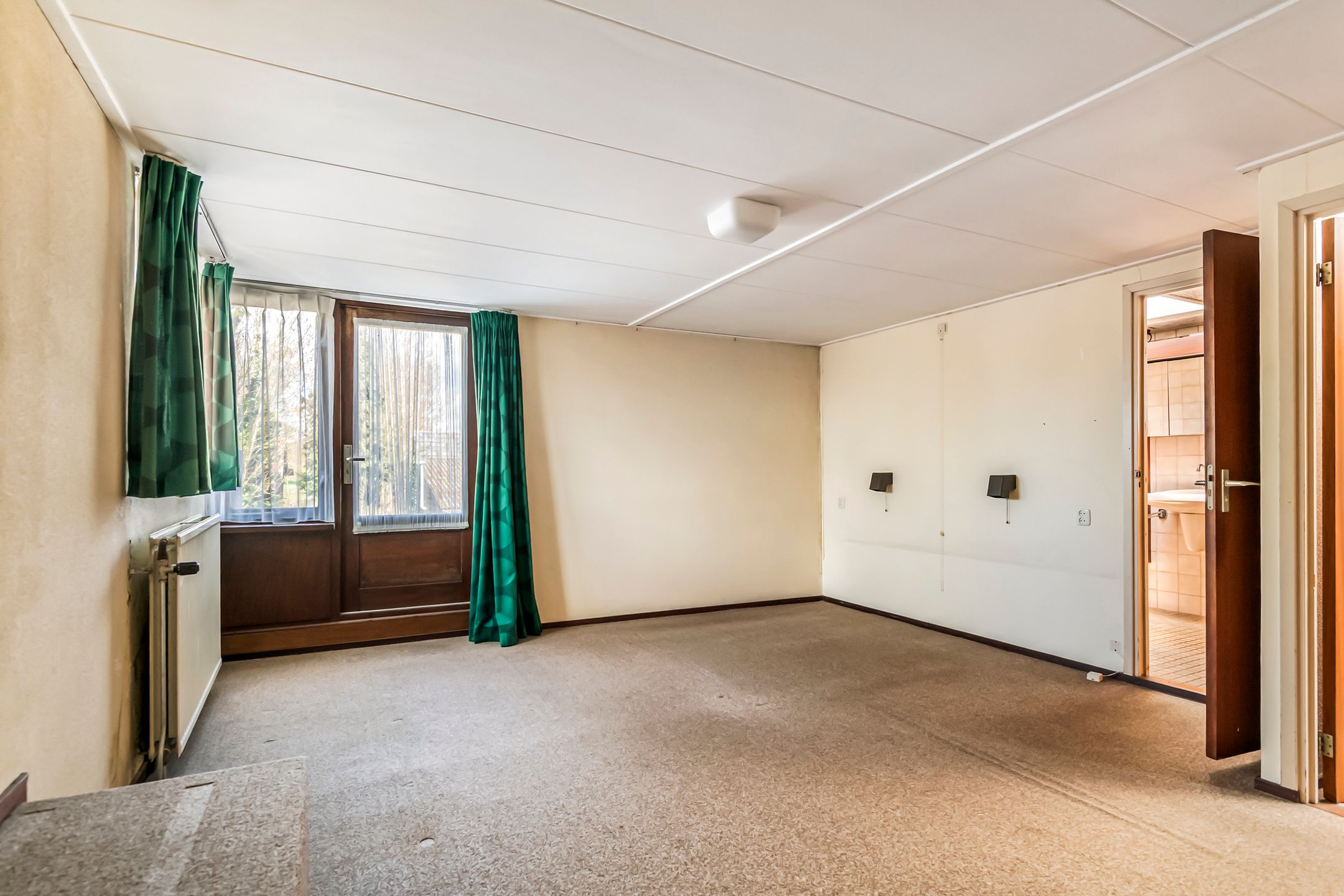 Detached Home with Character and Endless Possibilities in Maurik — 52