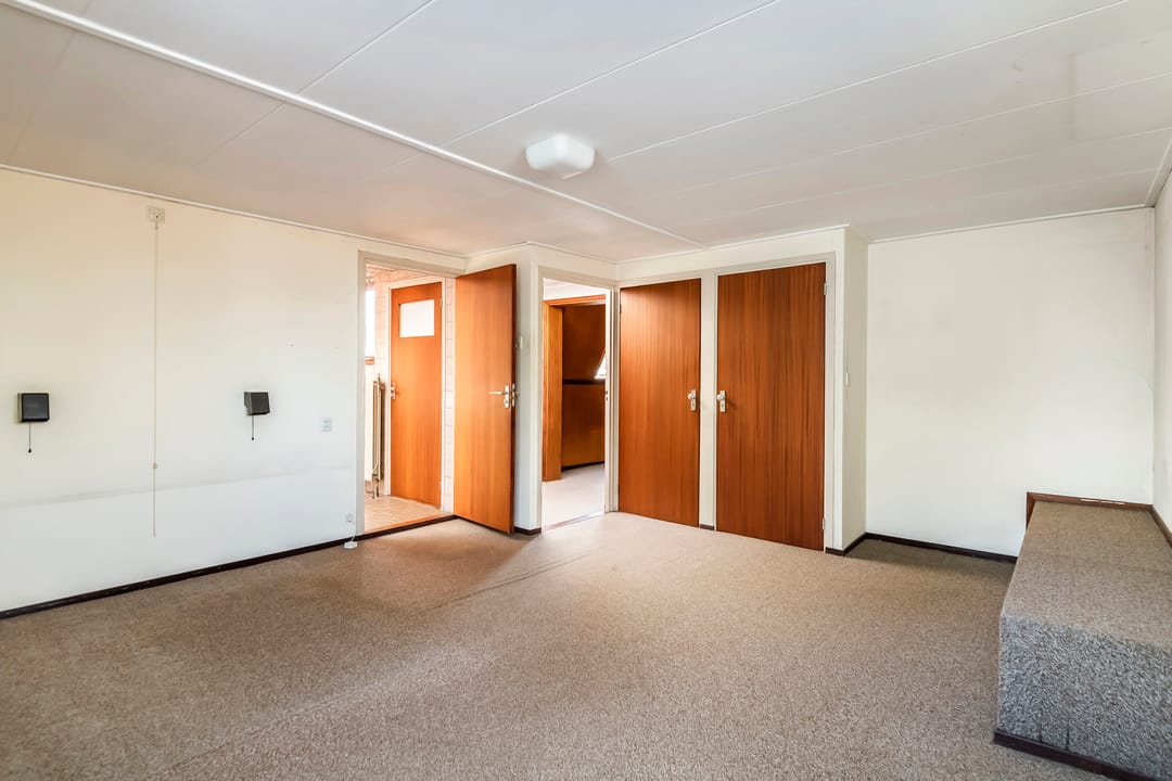 Detached Home with Character and Endless Possibilities in Maurik — 53