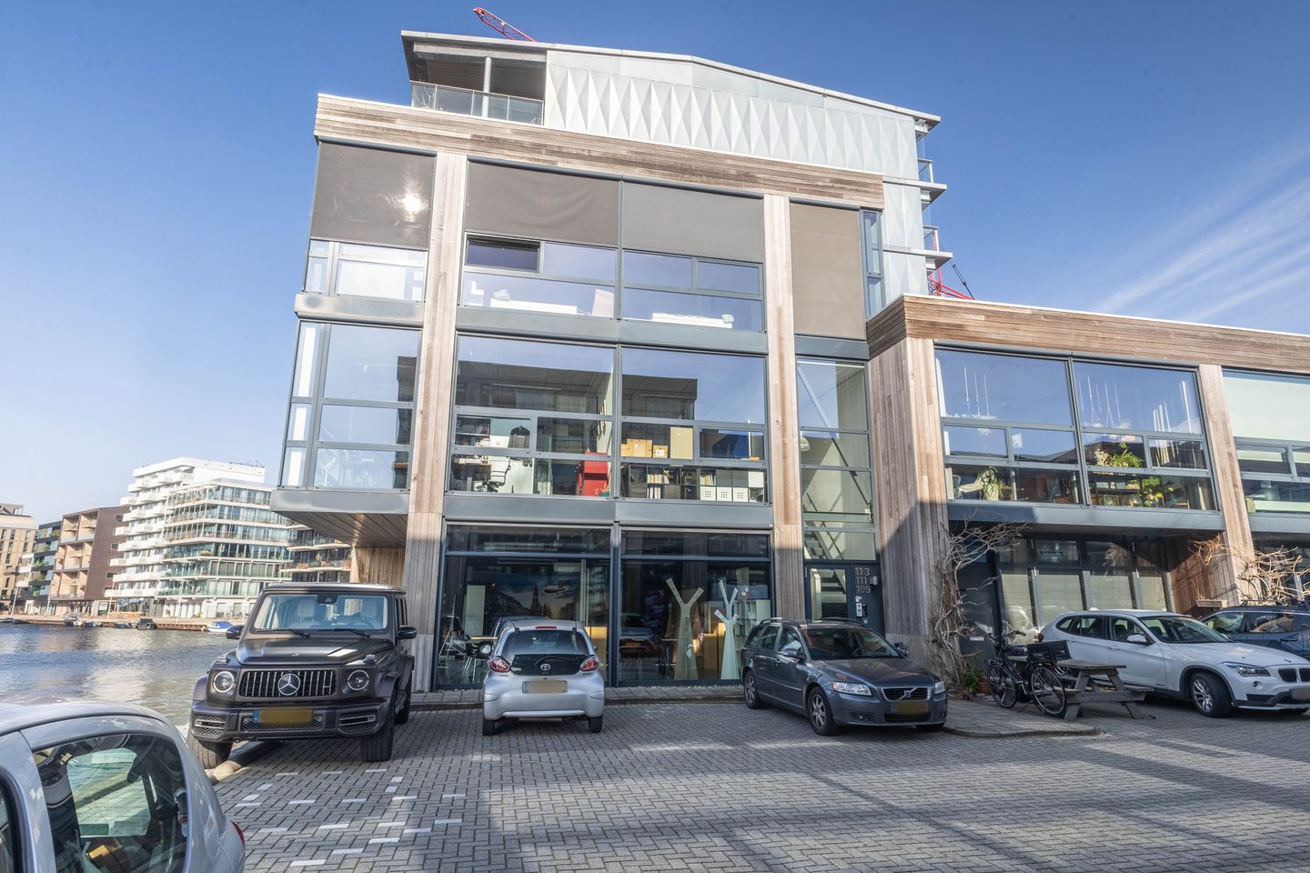 Bekijk foto 1 van Asterweg 109-111