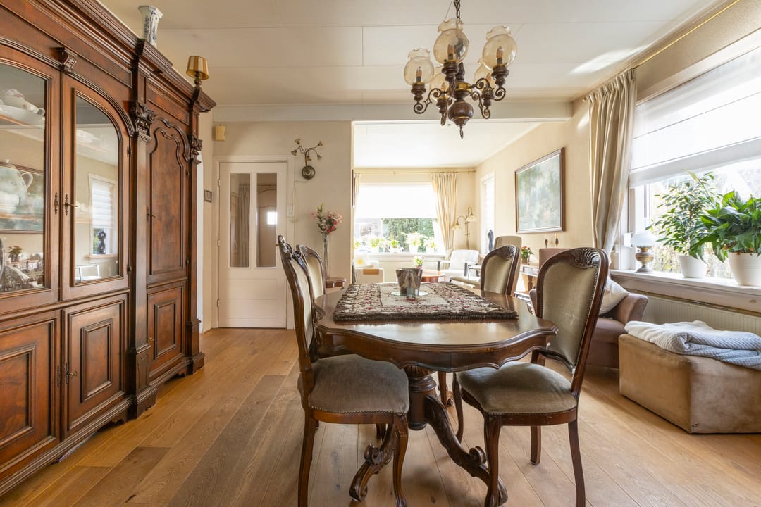 Photo 13 of Prins Bernhardlaan 18