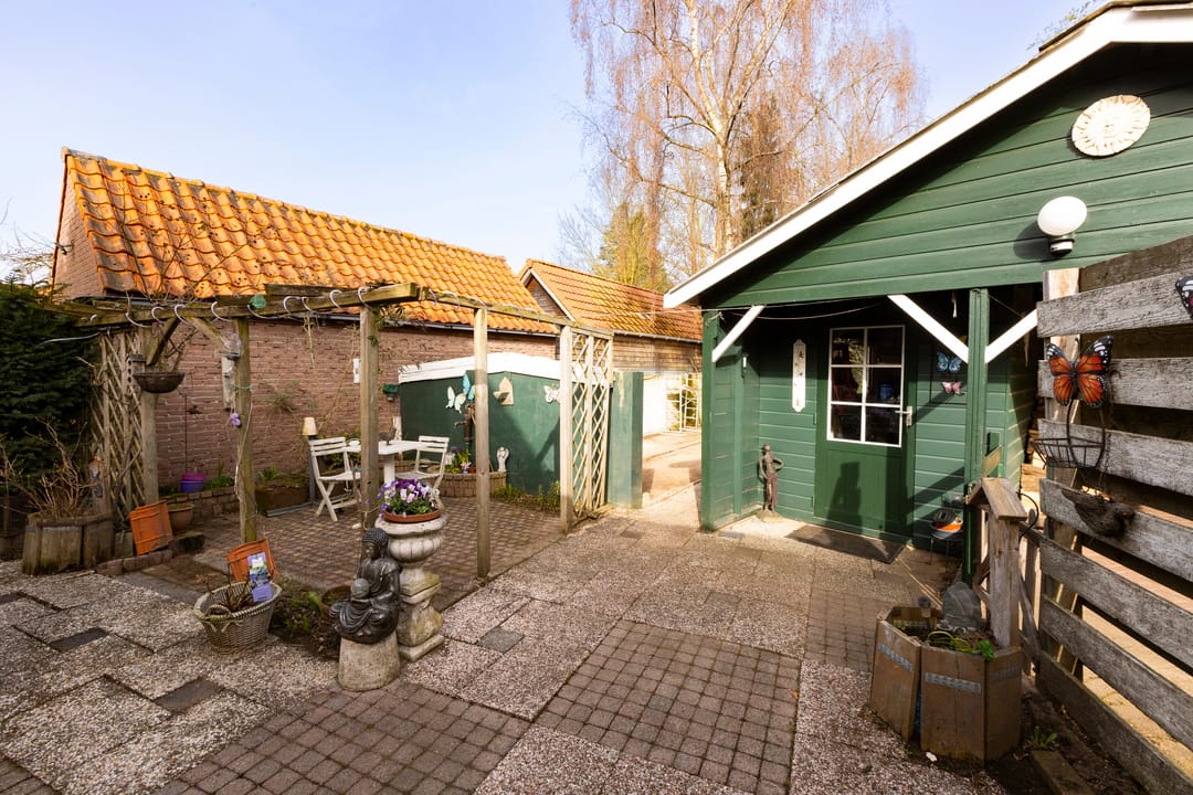 Photo 37 of Prins Bernhardlaan 18