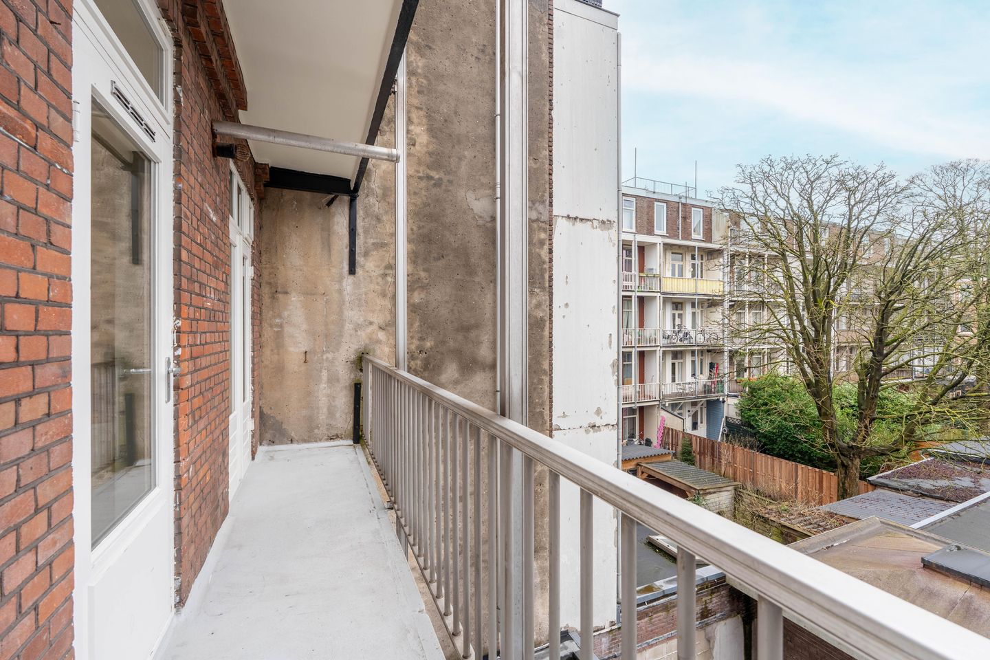 Charming and Bright 2-Bedroom Apartment with Sunny South-Facing Balcony in Oud-West — 20