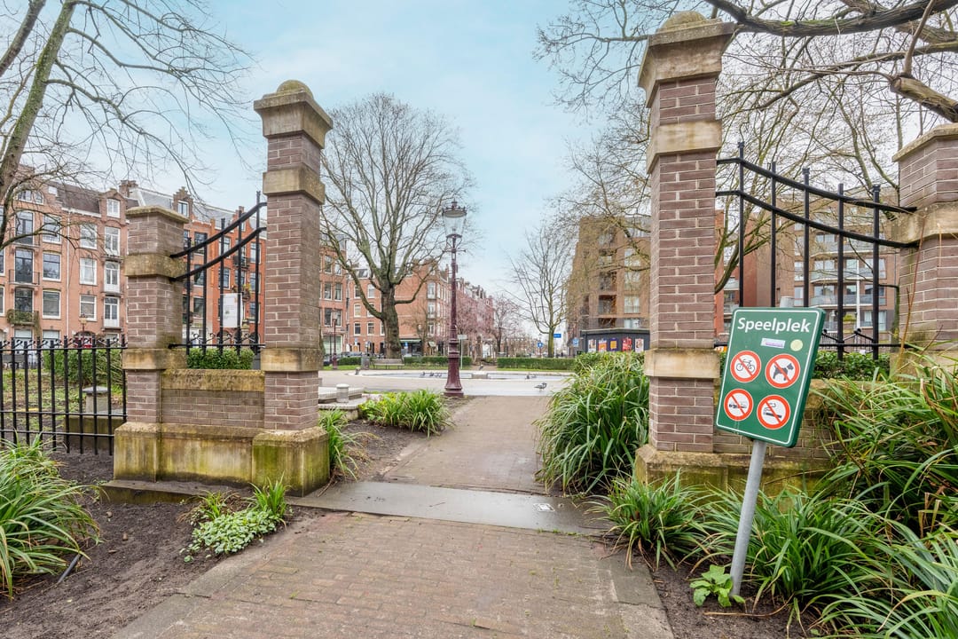 Charming and Bright 2-Bedroom Apartment with Sunny South-Facing Balcony in Oud-West — 28