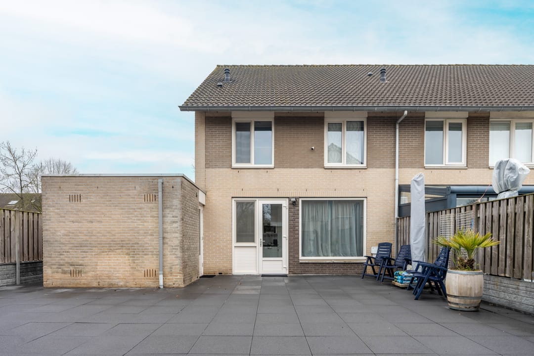 Spacious corner house with 4 bedrooms and energy label A in Almere — 43