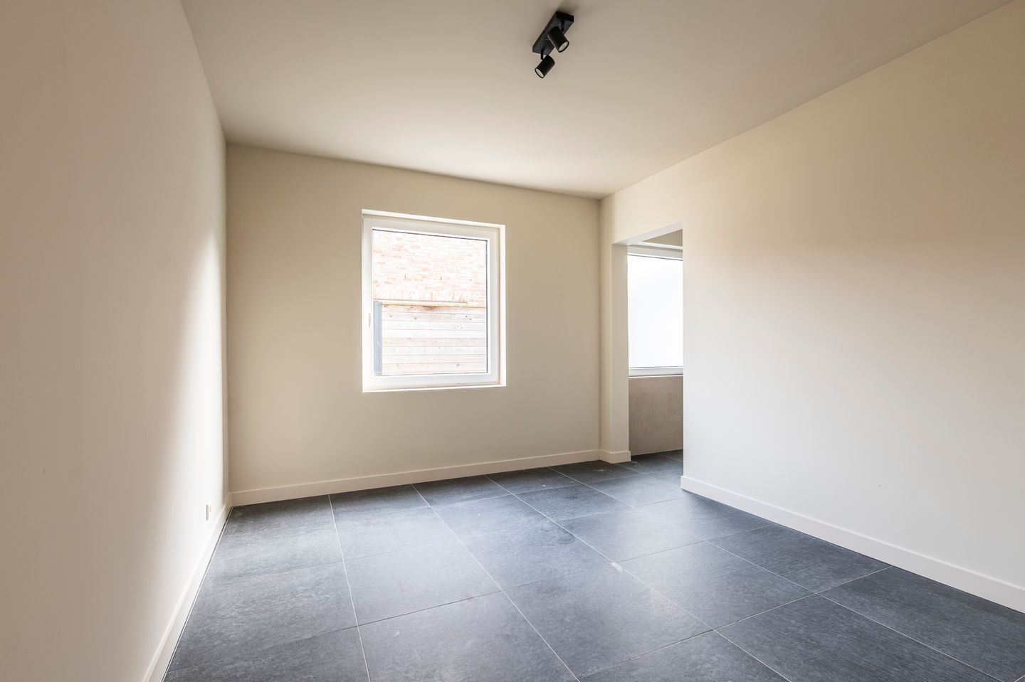 Spacious and Renovated Family Bungalow with 6 Bedrooms in Meerle — 18