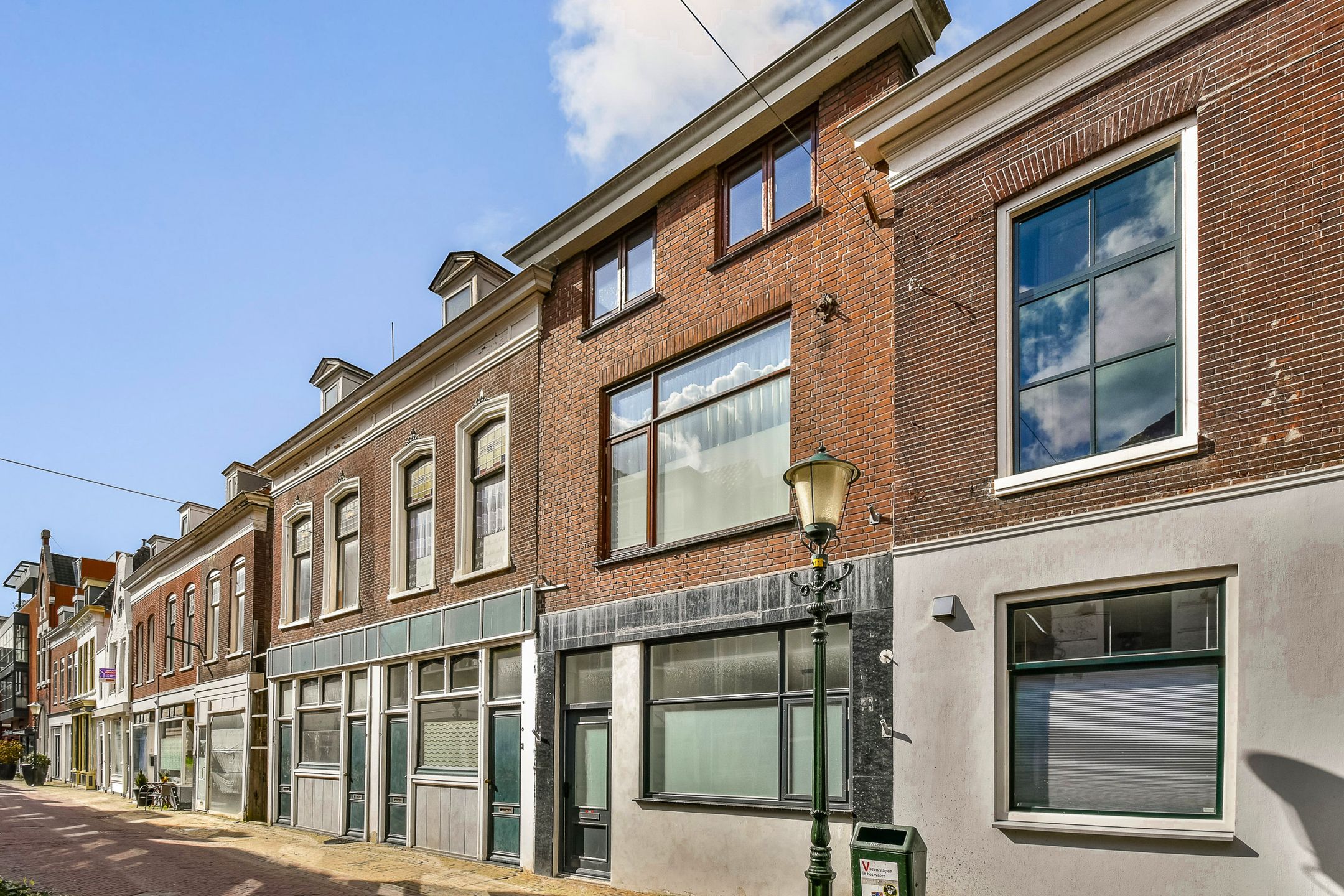 Photo 6 of Hoogstraat 104