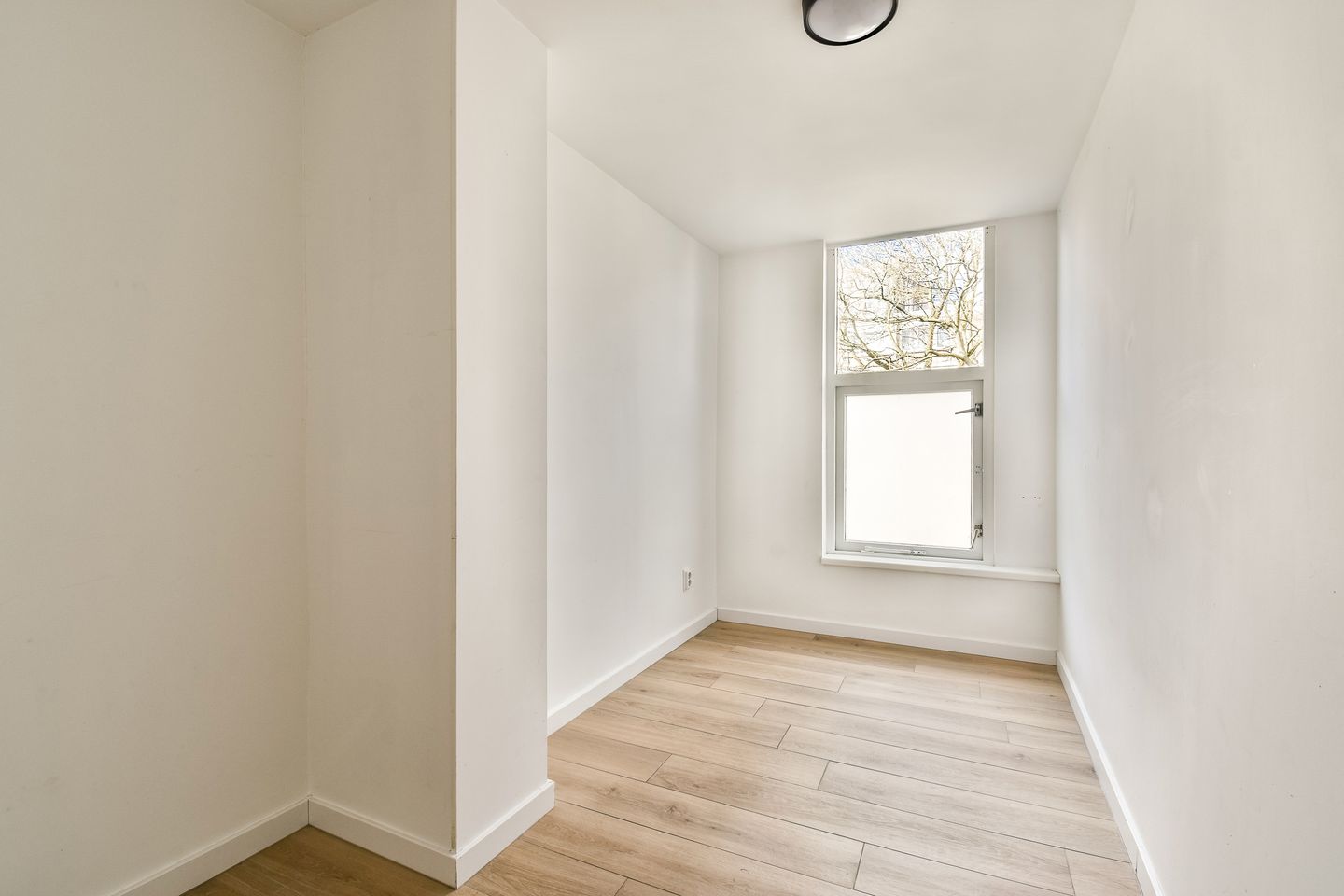 Photo 10 of Hoogstraat 104