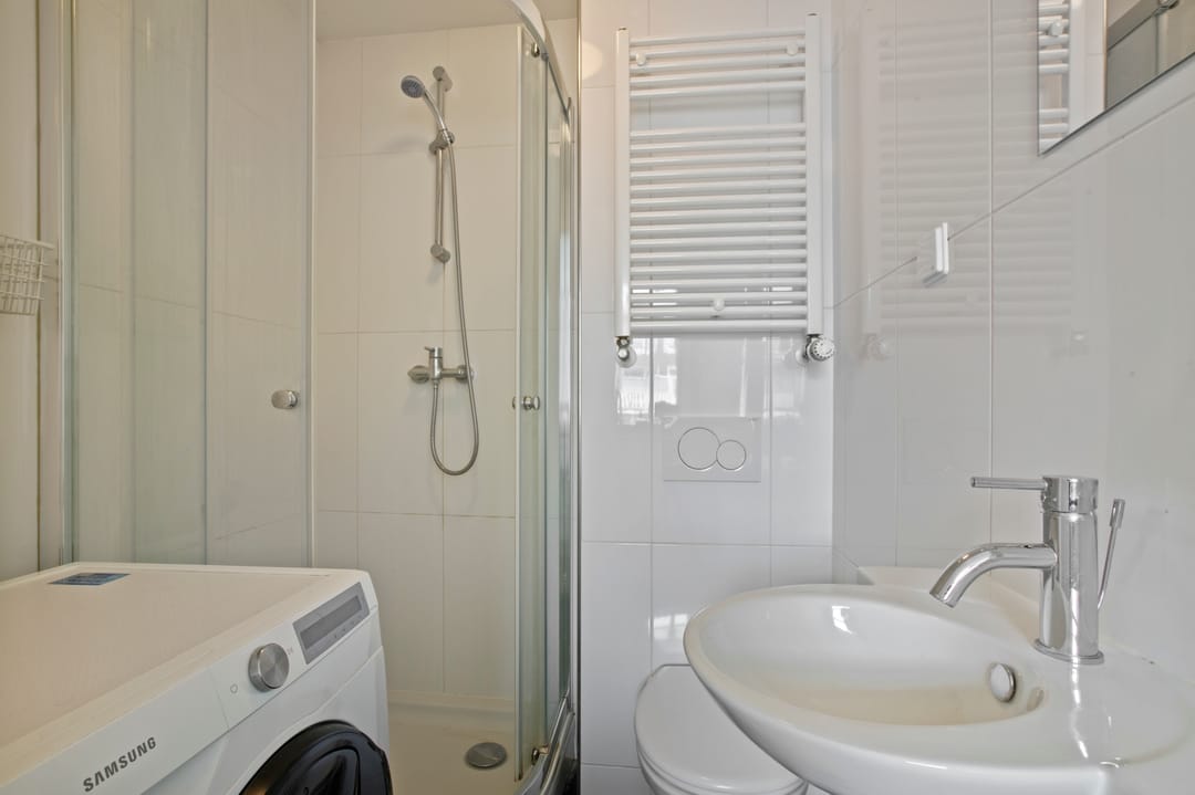 Photo 13 of Kanaalstraat 100-F