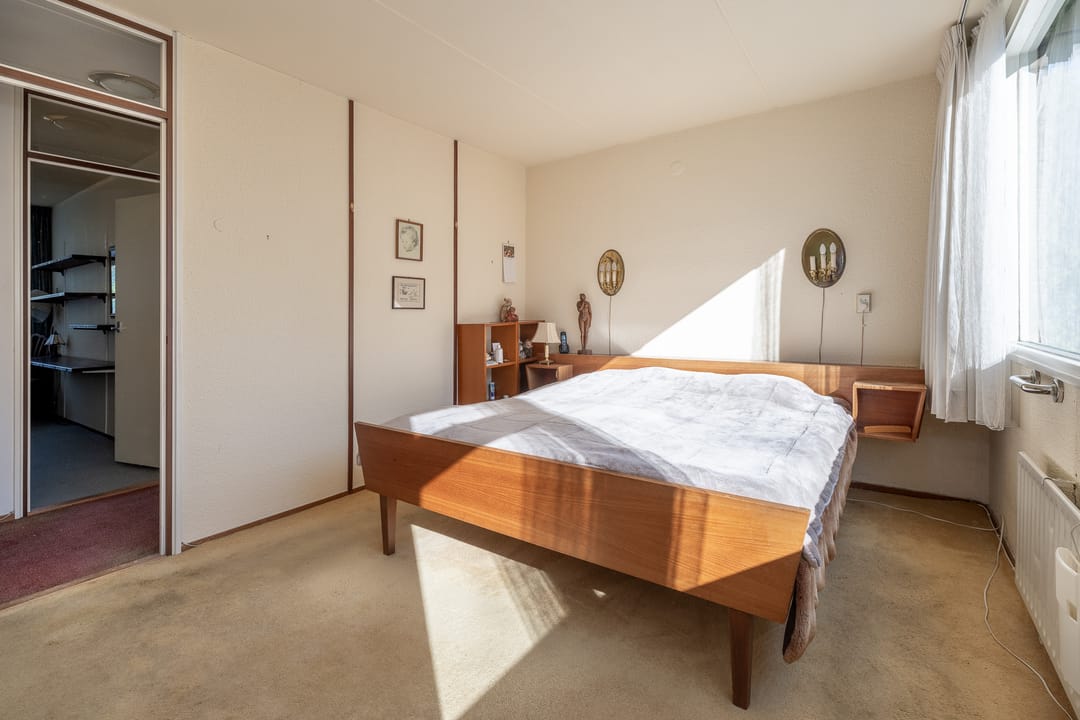 Spacious corner house with 4 bedrooms in child-friendly Laren — 12