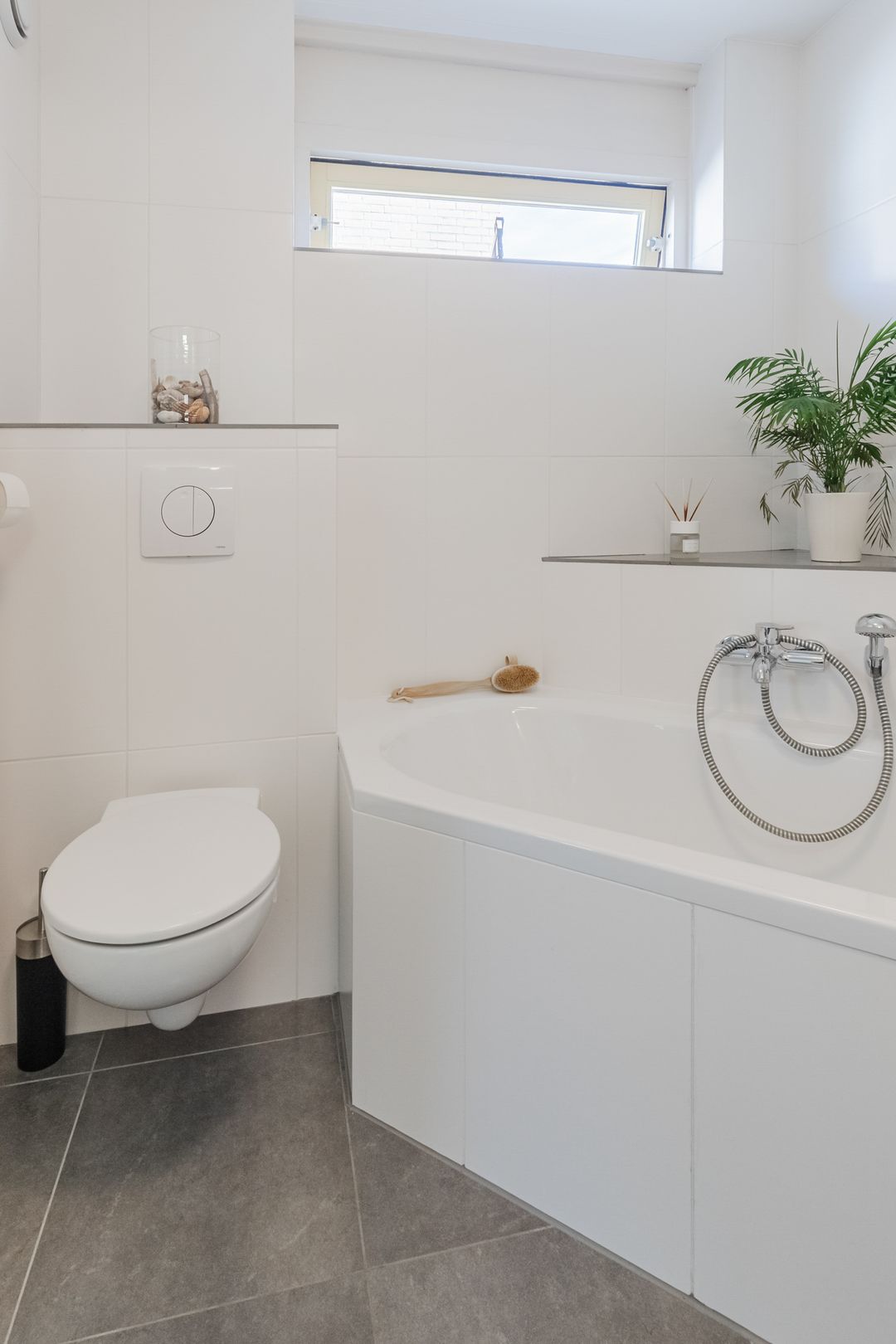 Move-in ready family home with garage and solar panels in Bergen op Zoom — 30