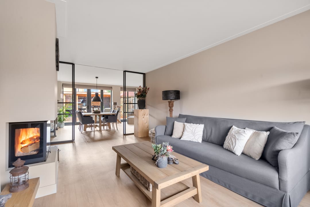 Foto 2 van Wethouder van Rooijenweg 19