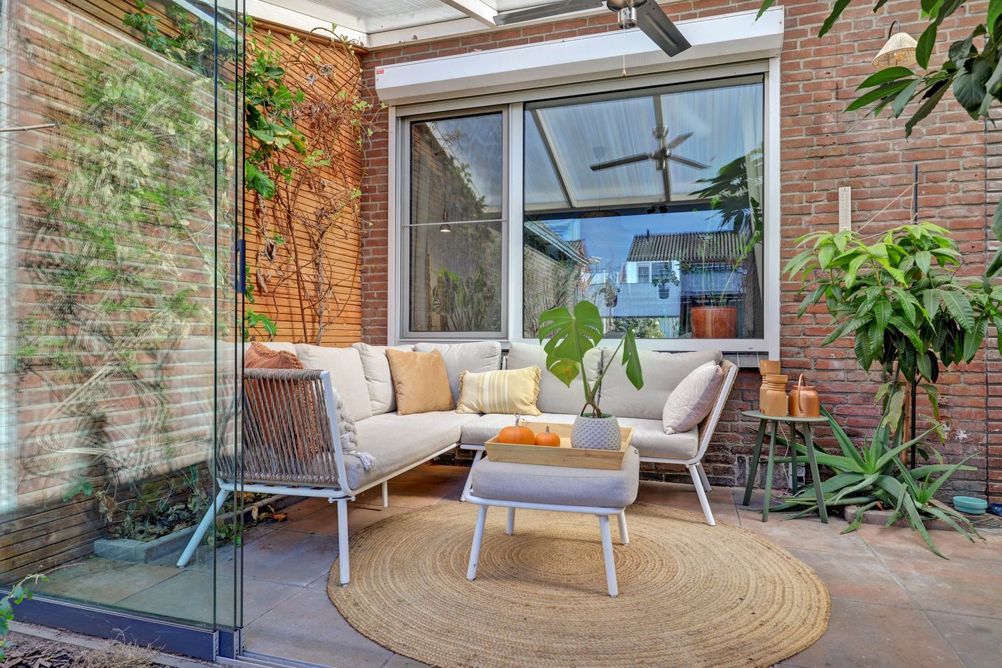 Extended Gasless Family Home with West-Facing Garden in Lochem — 20