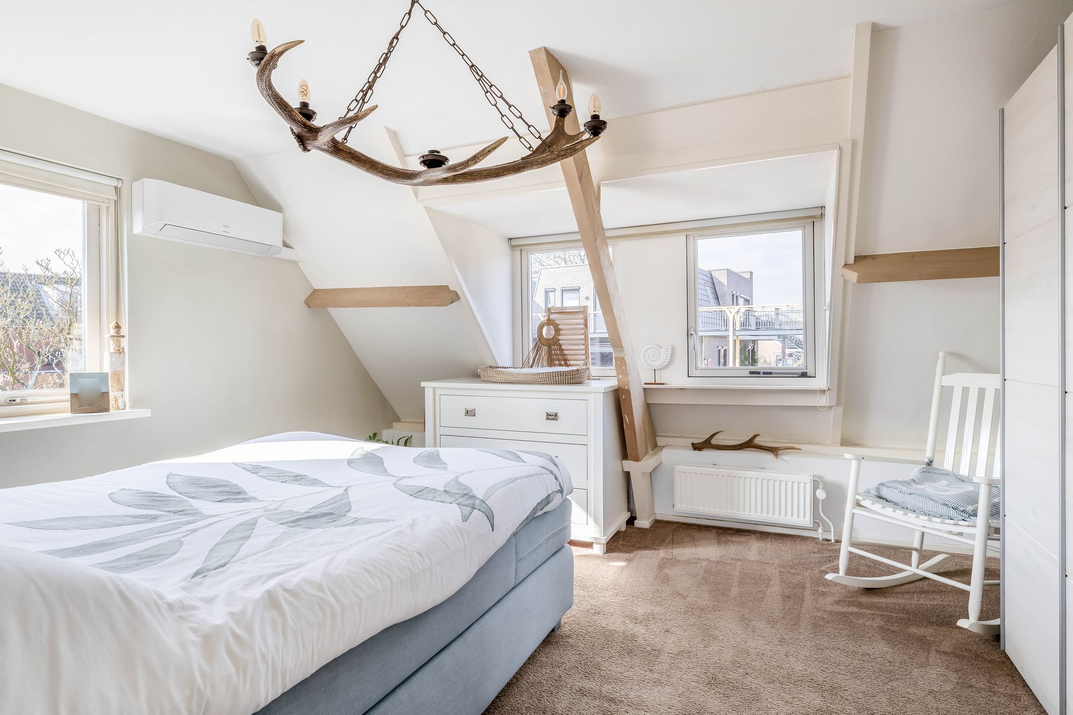 Foto 3 van Julianastraat 30