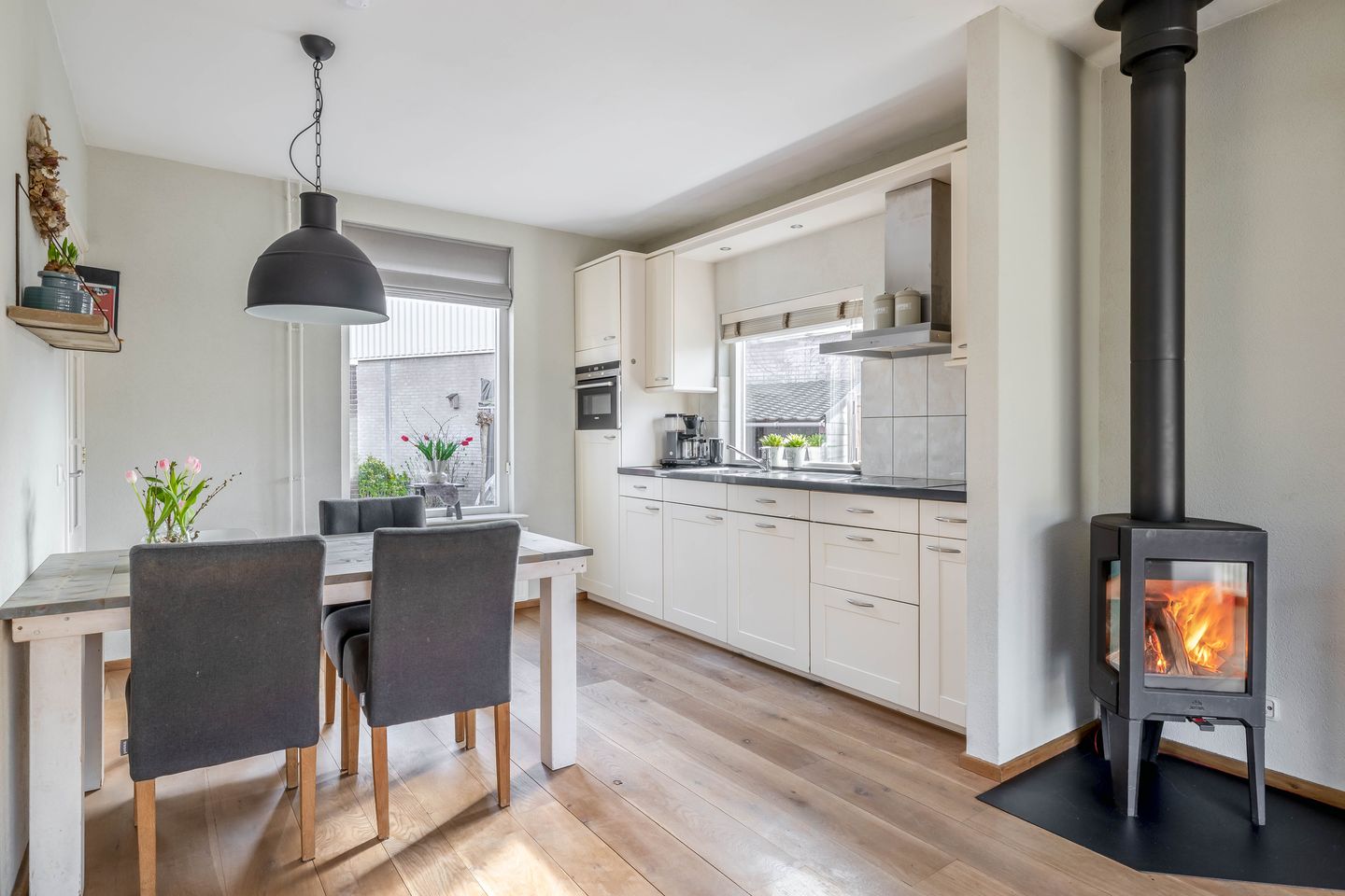 Foto 10 van Julianastraat 30