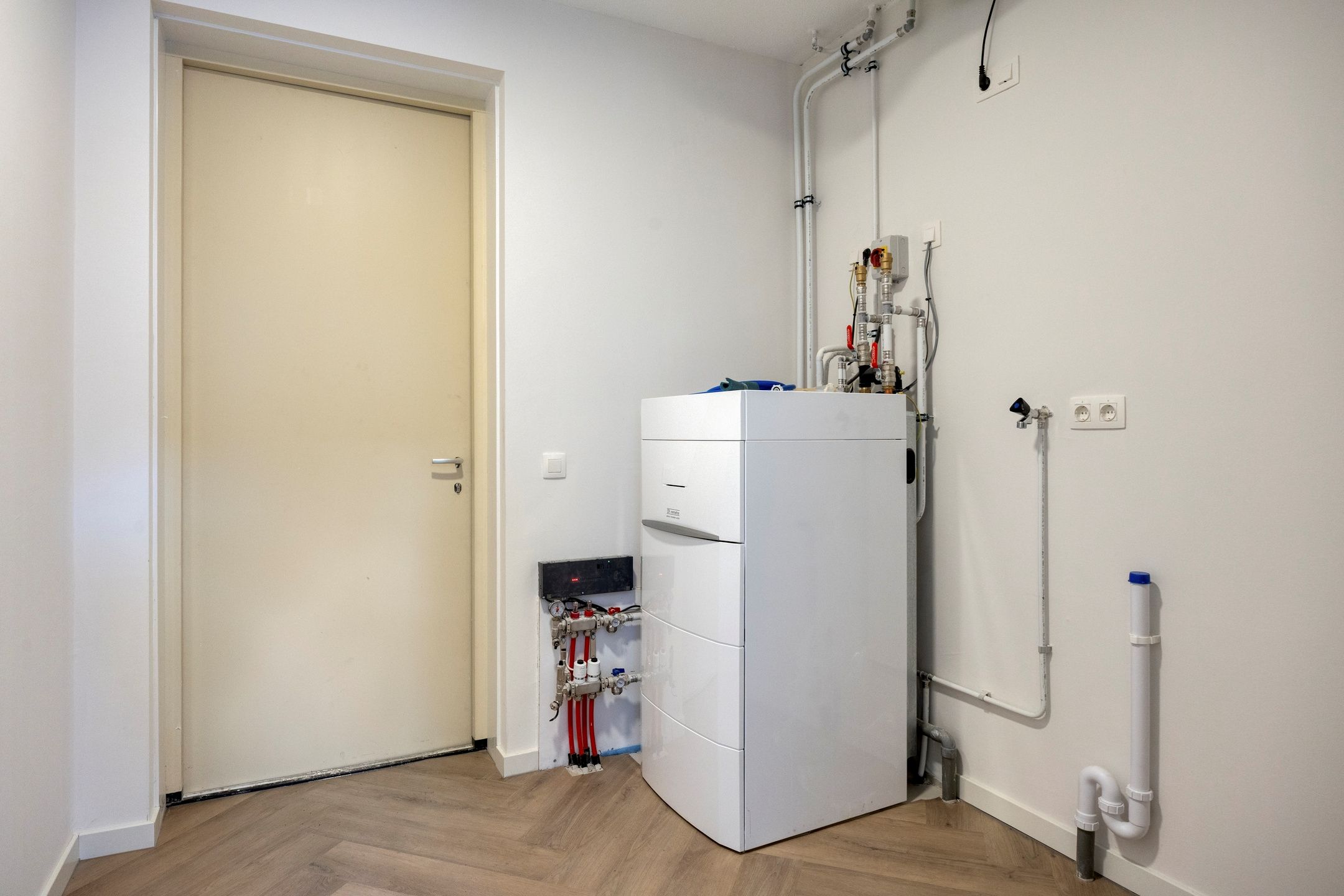 Photo 6 of Diezestraat 25