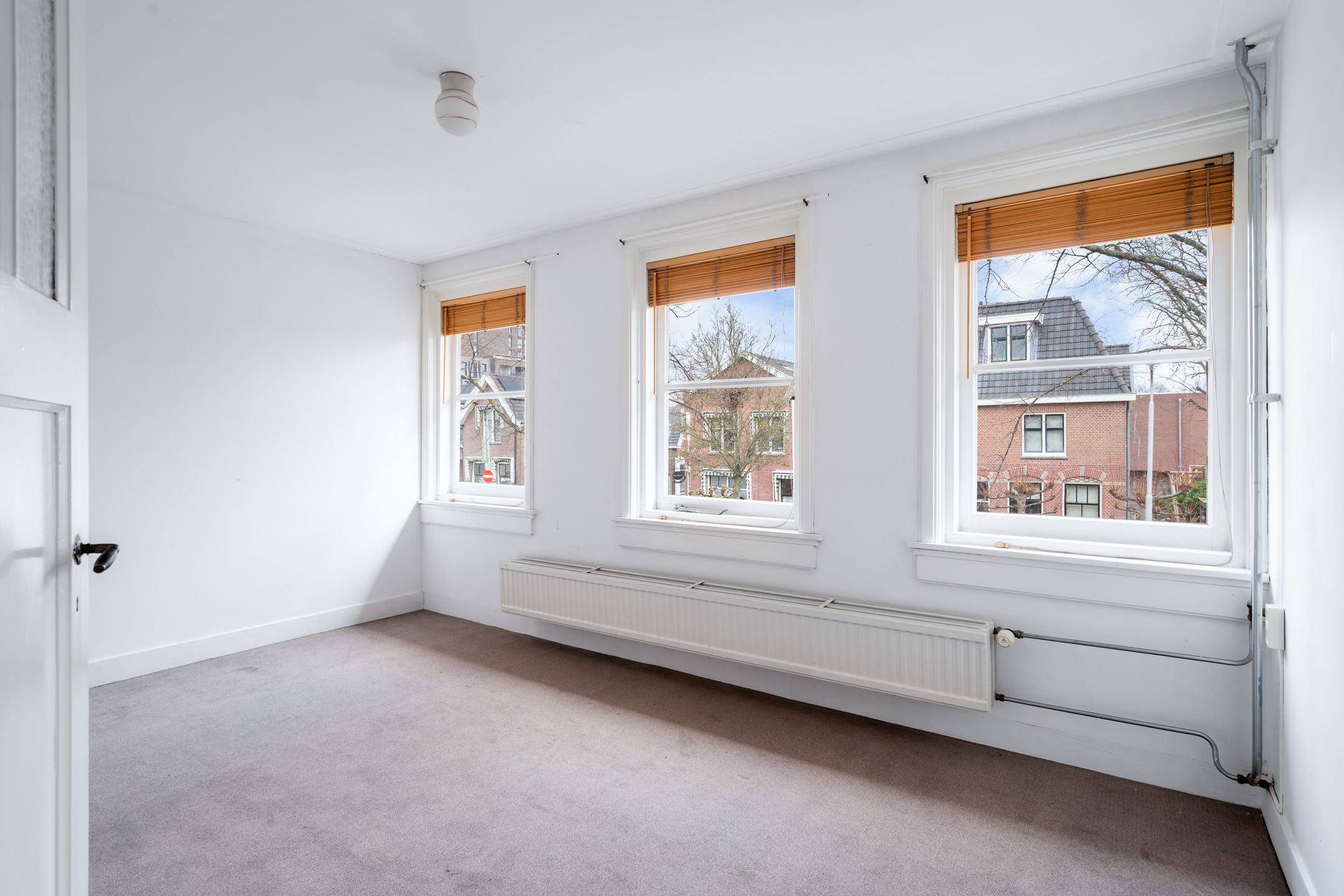 Spacious semi-detached property with residential and commercial potential in Pijnacker center — 20