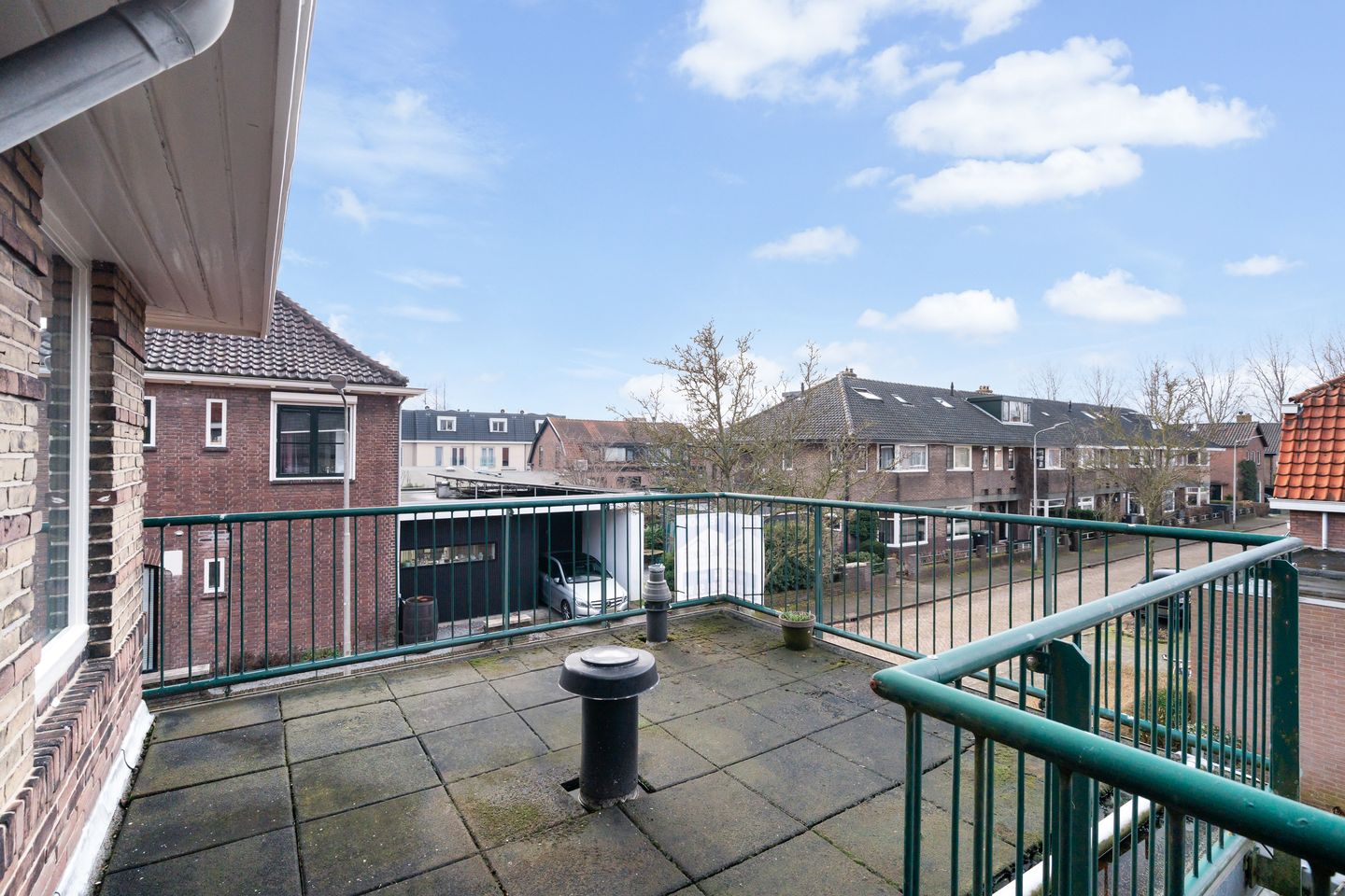 Spacious semi-detached property with residential and commercial potential in Pijnacker center — 36