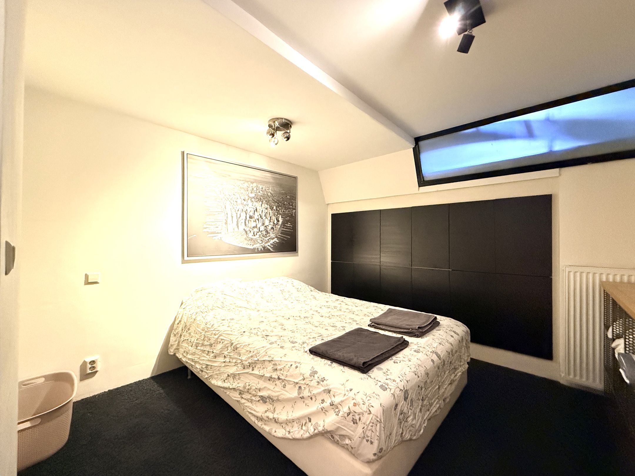 Foto 15 van Warmondstraat 141