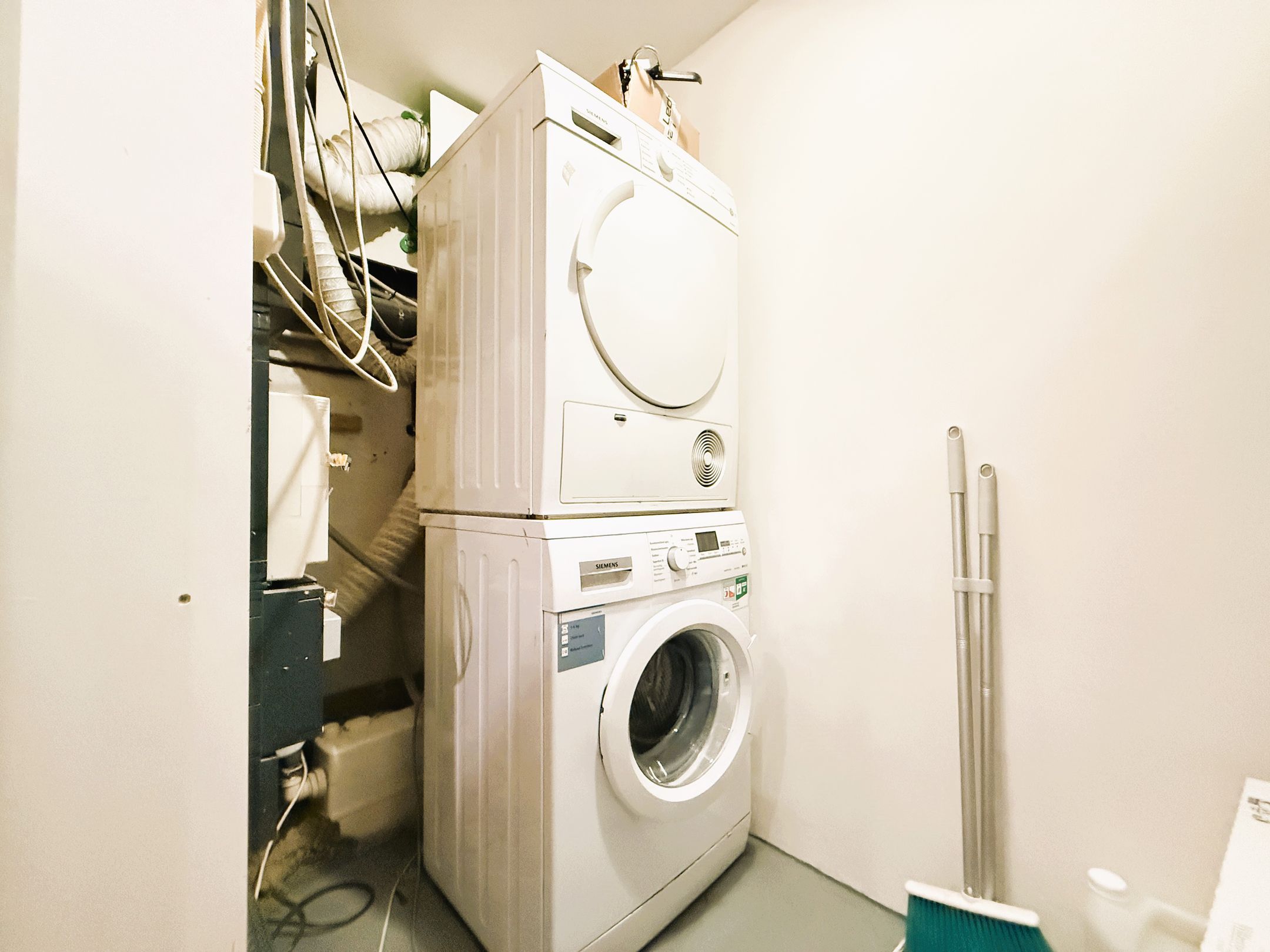 Foto 18 van Warmondstraat 141