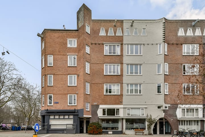 Photo 2 of Van Hilligaertstraat 3-H