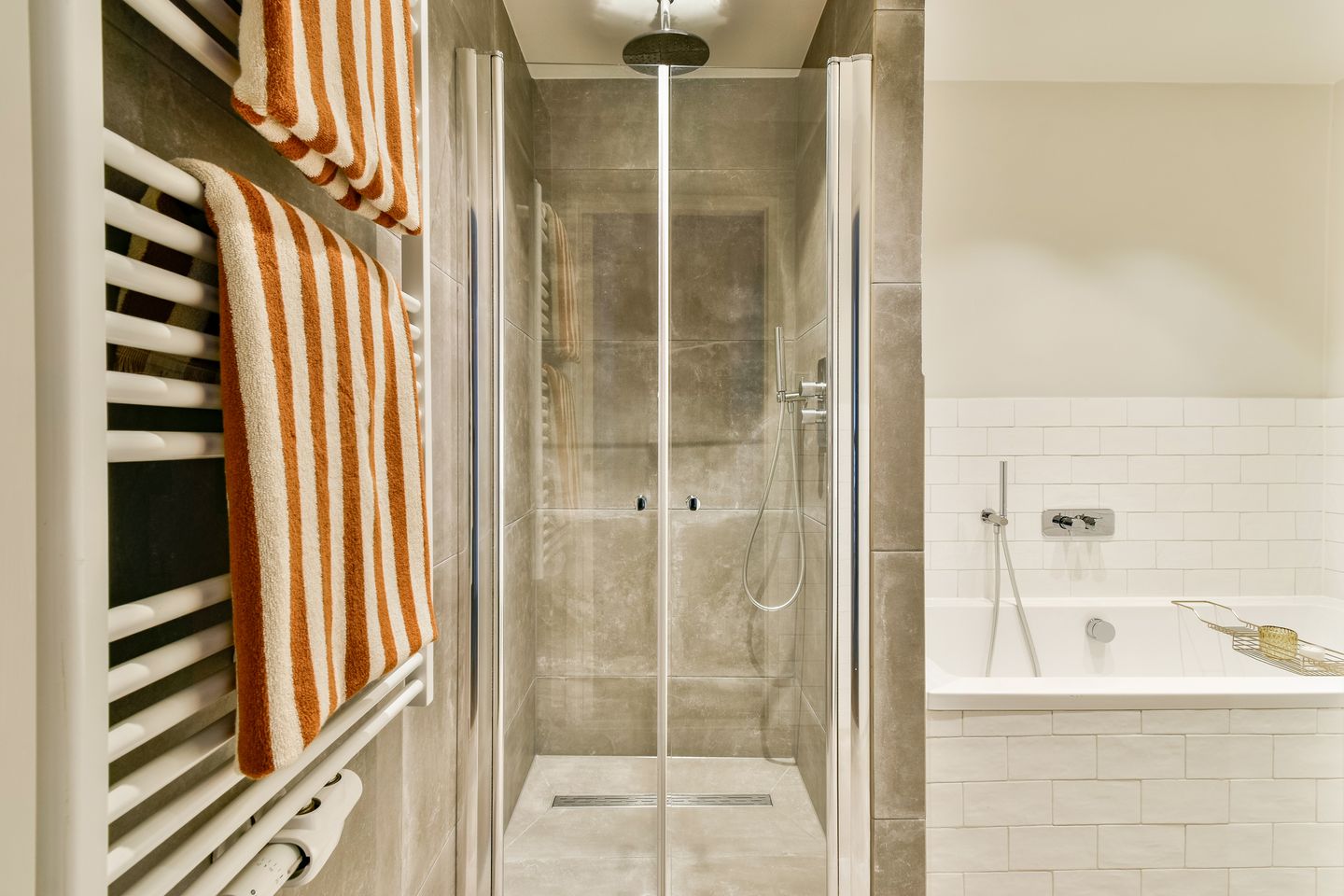 Foto 19 van Van Hilligaertstraat 3-H