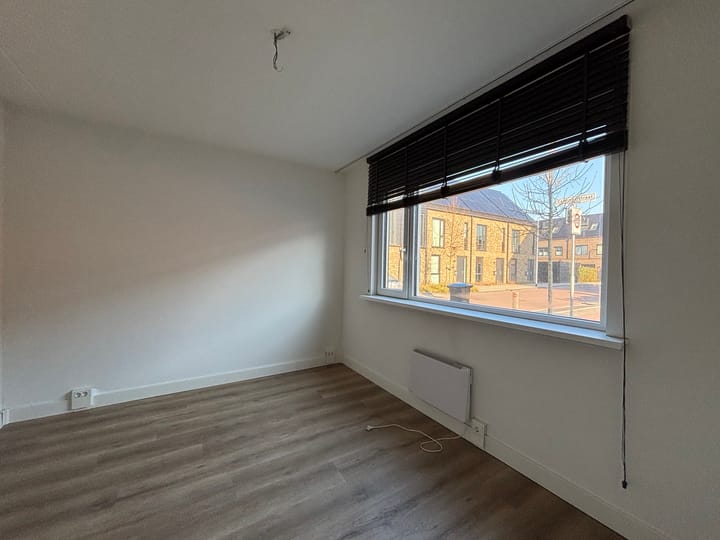 Photo 4 of Cardinaalstraat 44