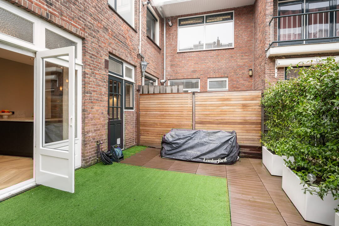 Photo 11 of Van Ostadelaan 6