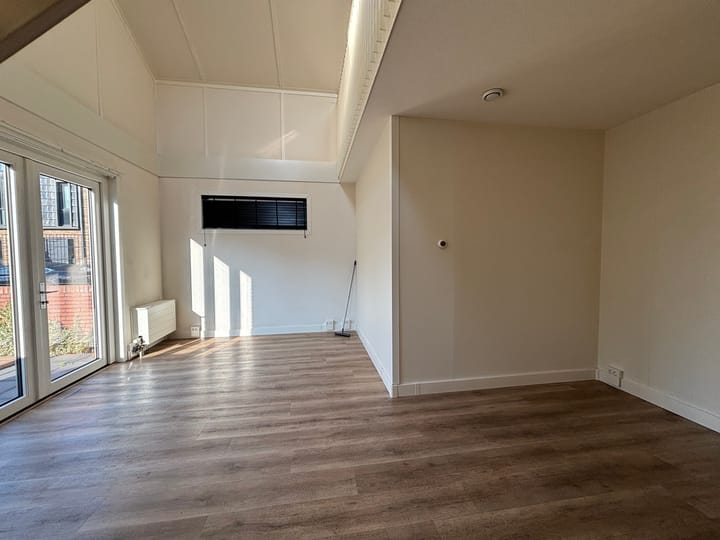 Photo 2 of Cardinaalstraat 44