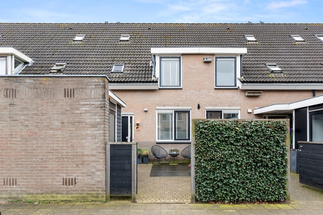 Photo 2 of Dr. A. Kuyperstraat 5