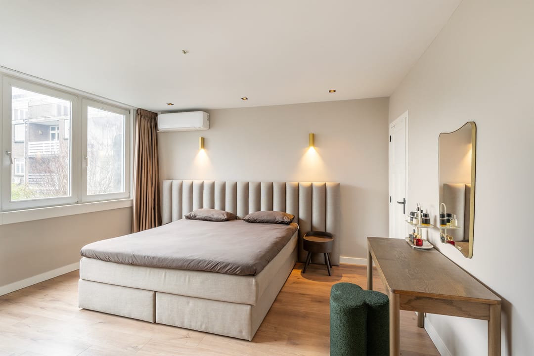 Photo 23 of Van Ostadelaan 6