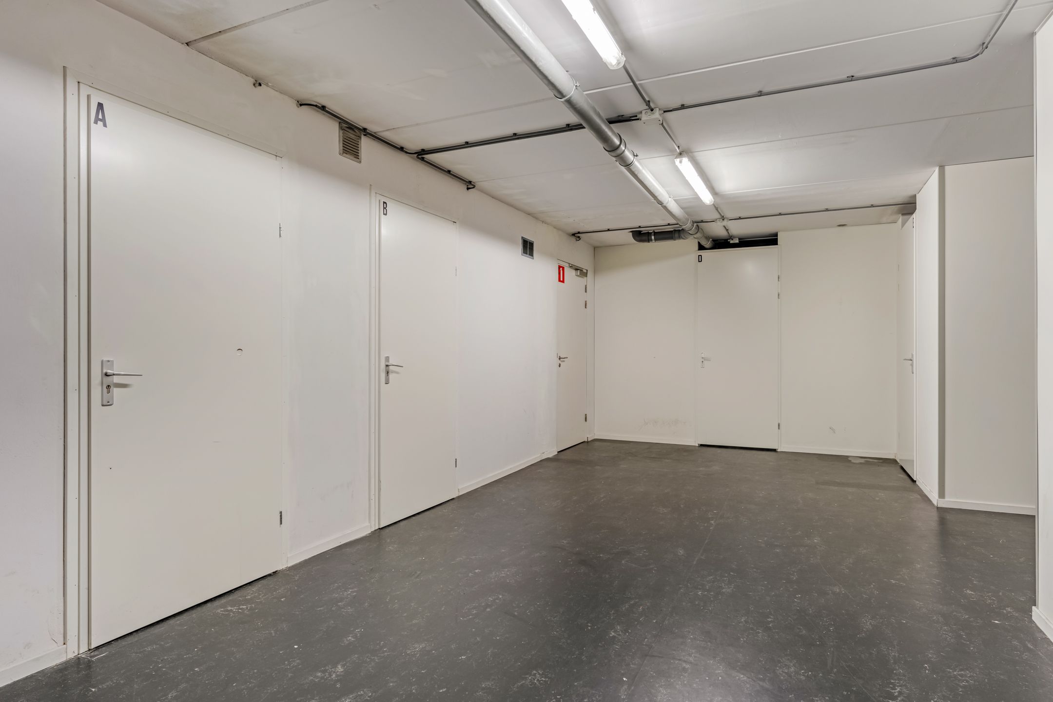 Photo 15 of Molenstraat 98-C