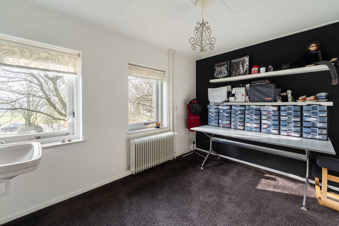 Photo 38 of Burgemeester van Engelenweg 171