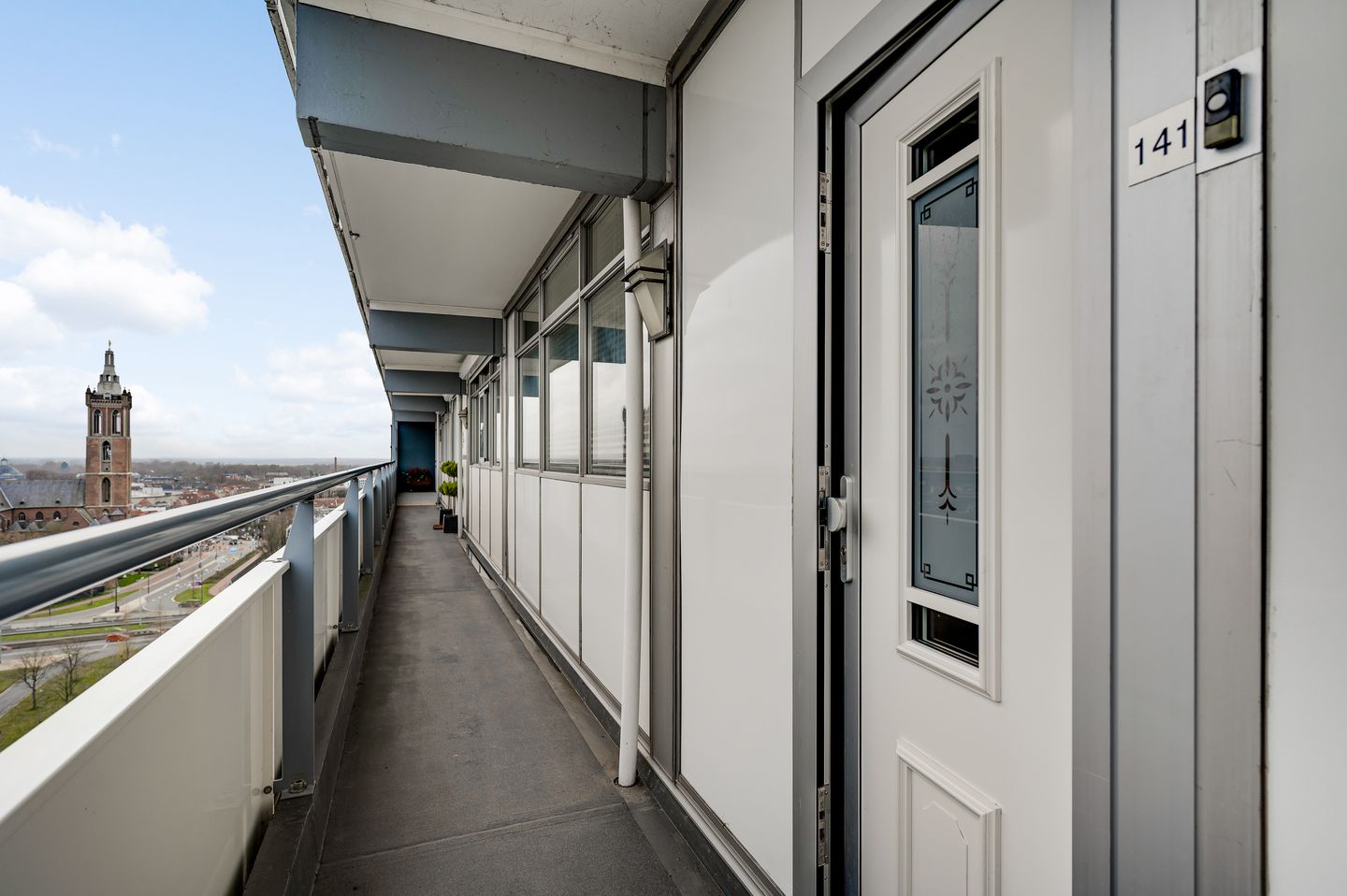 Photo 25 of Arlo 141