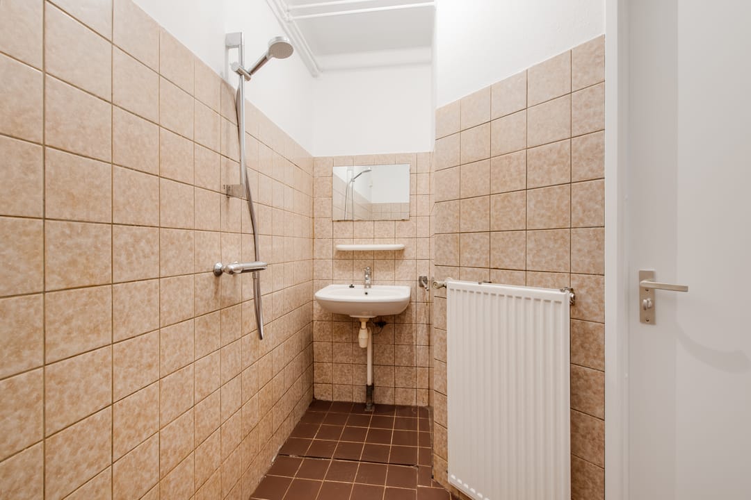 Light 3-Room Apartment with West Balcony in Haarlem Frans Halsbuurt — 21