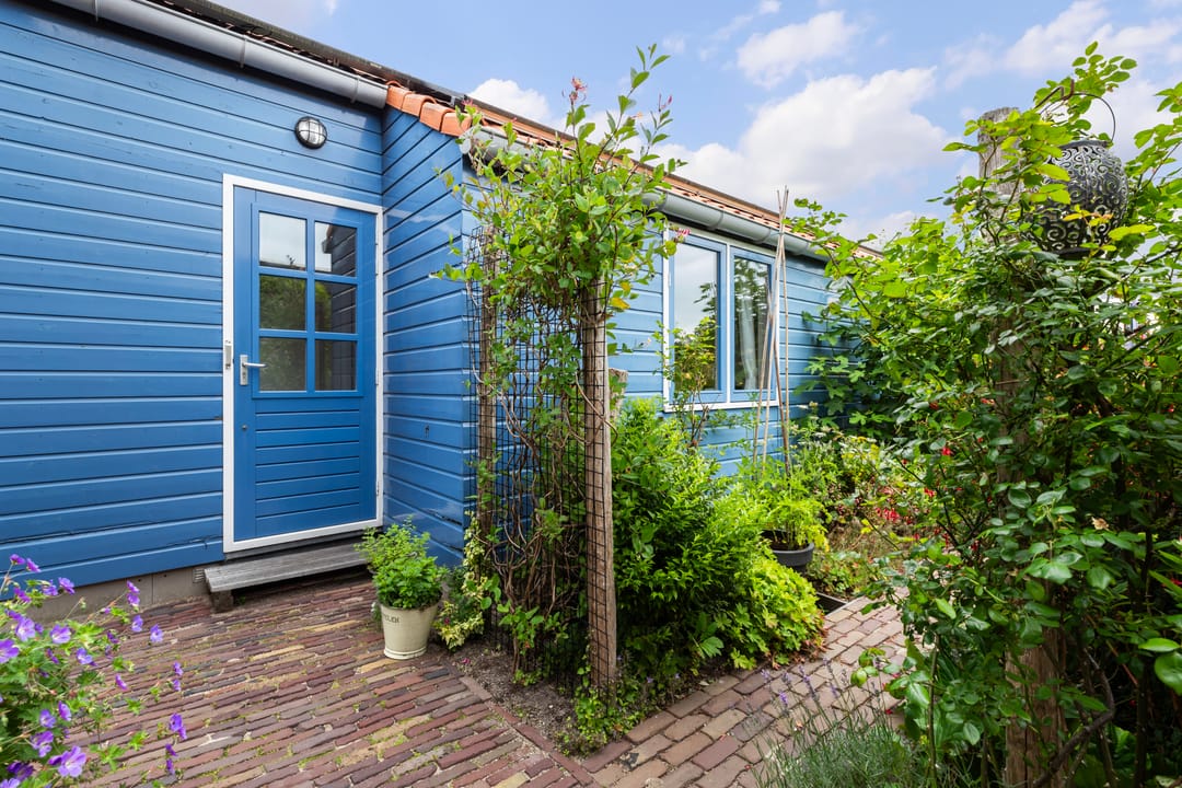 Photo 41 of Roemer 8