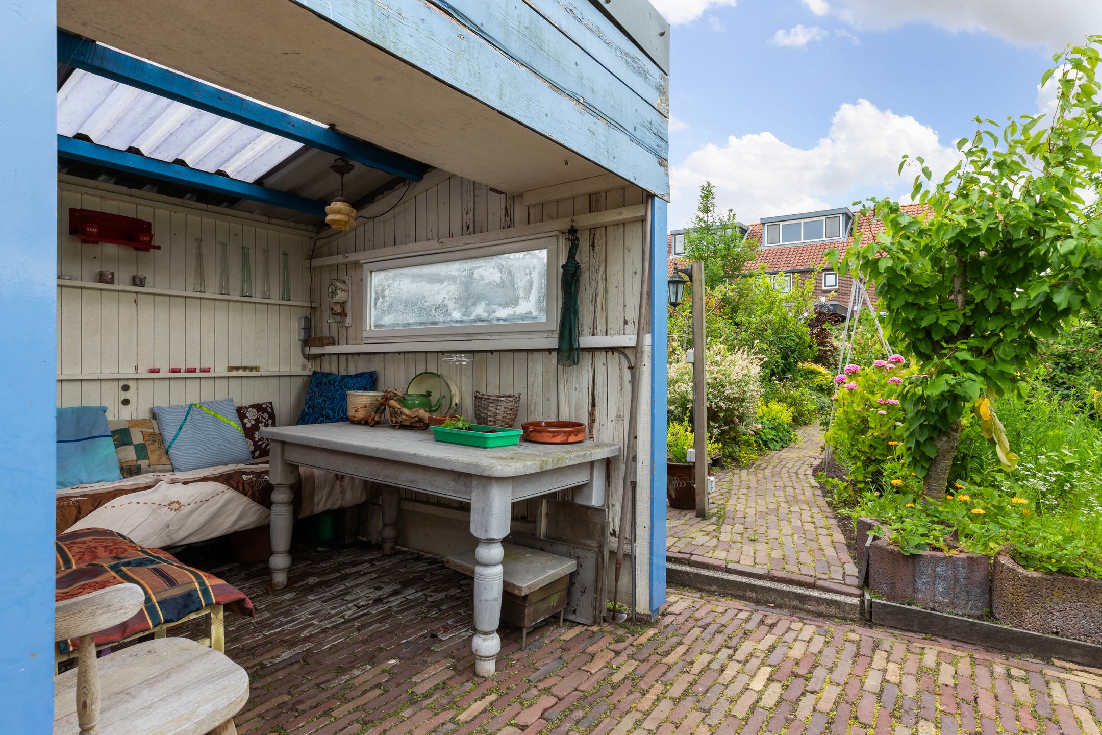 Photo 54 of Roemer 8