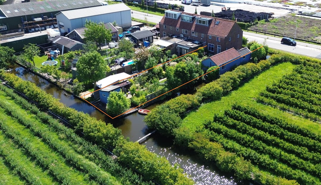 Photo 62 of Roemer 8