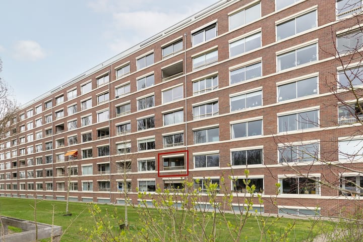 Photo 2 of Biltstein 40