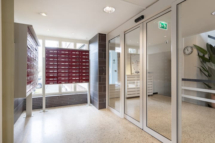 Photo 4 of Biltstein 40