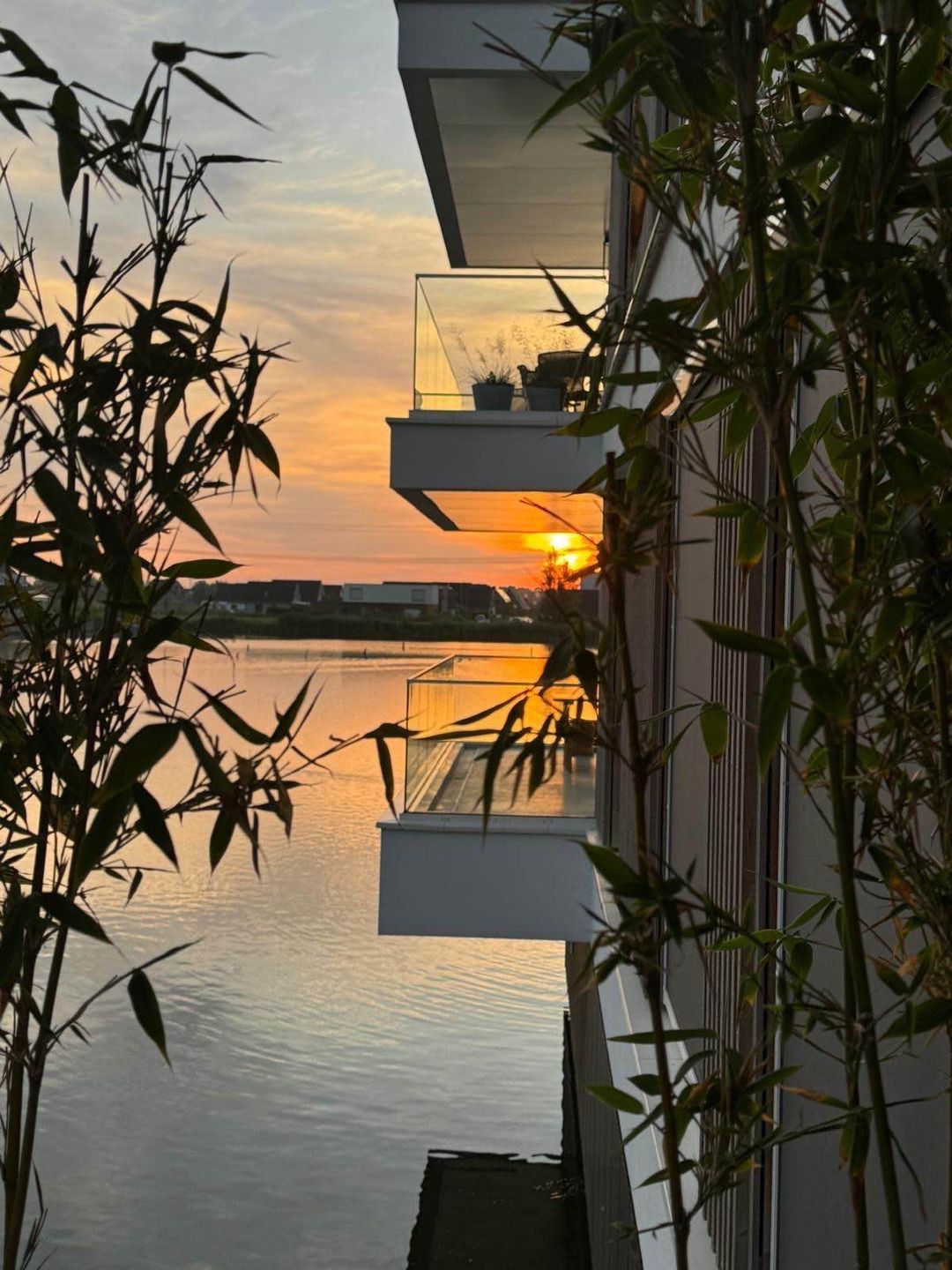 Luxury apartment with spectacular water views in Nesselande — 38