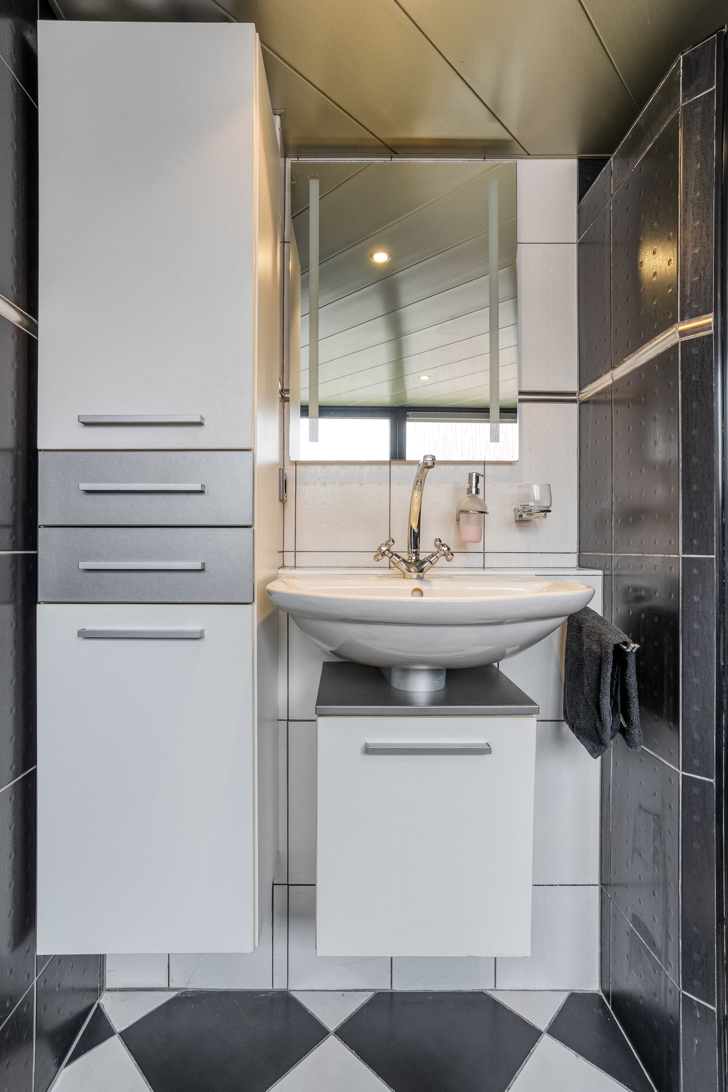 Foto 18 van Gouden Regenstraat 10