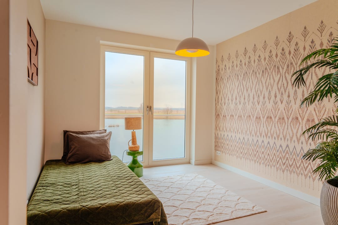 Luxury apartment with spectacular water views in Nesselande — 19