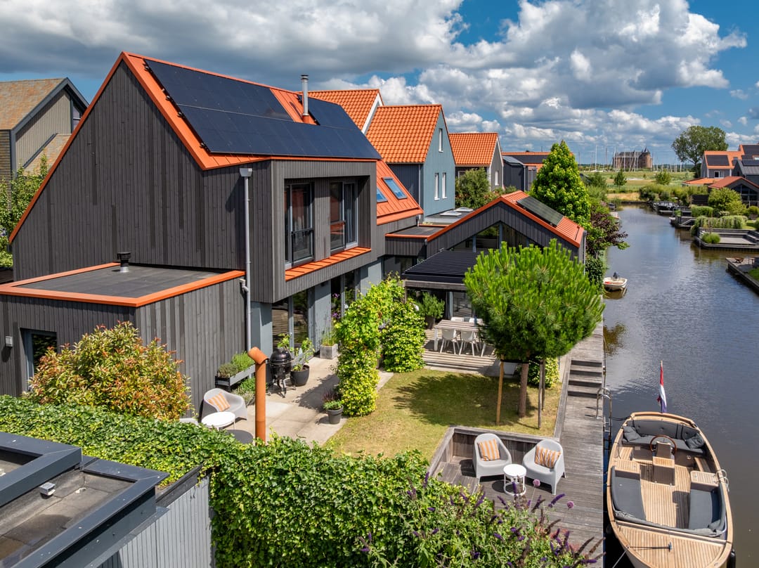 Modern Waterfront Villa with Private Mooring in Muiden — 12