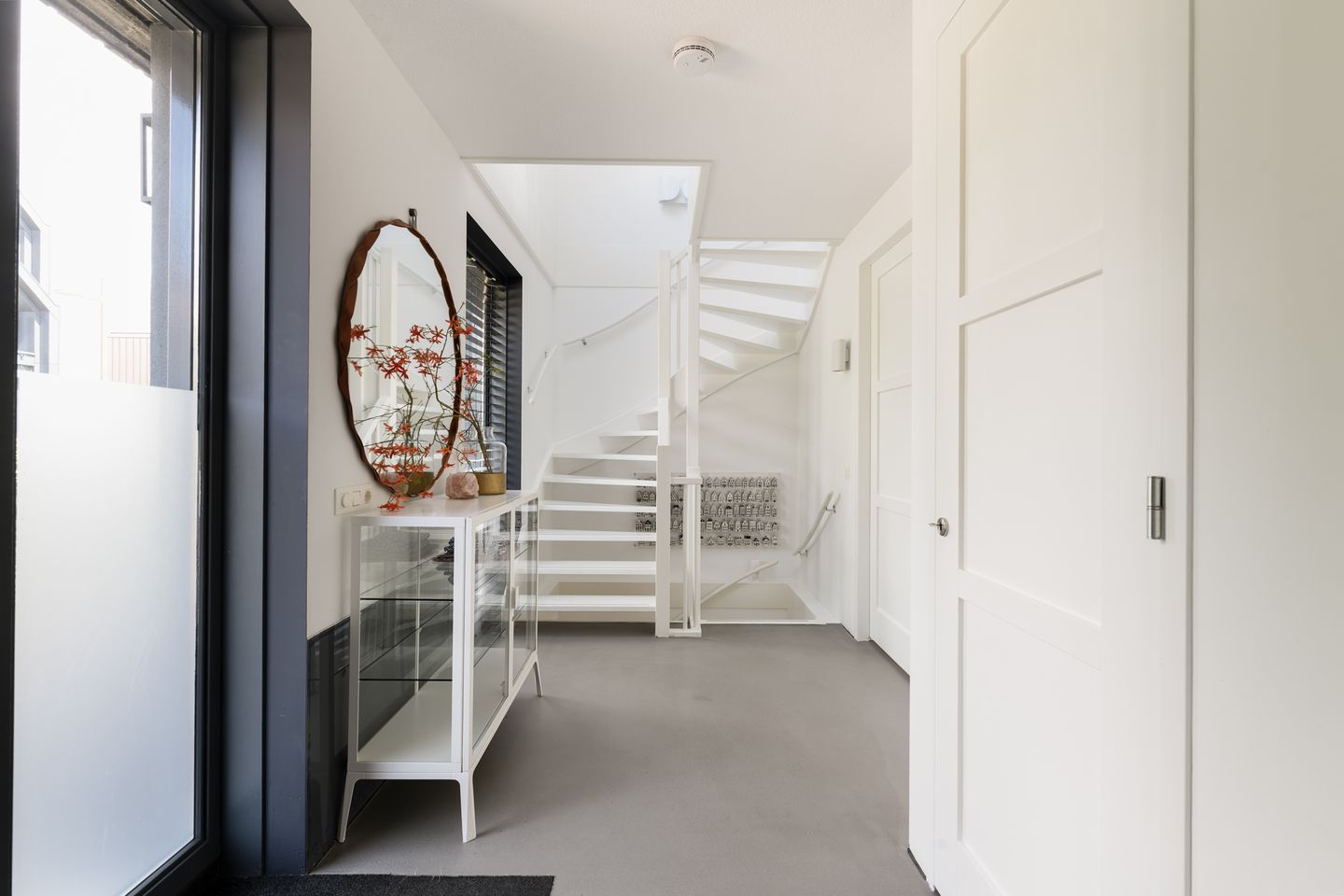 Modern Waterfront Villa with Private Mooring in Muiden — 33
