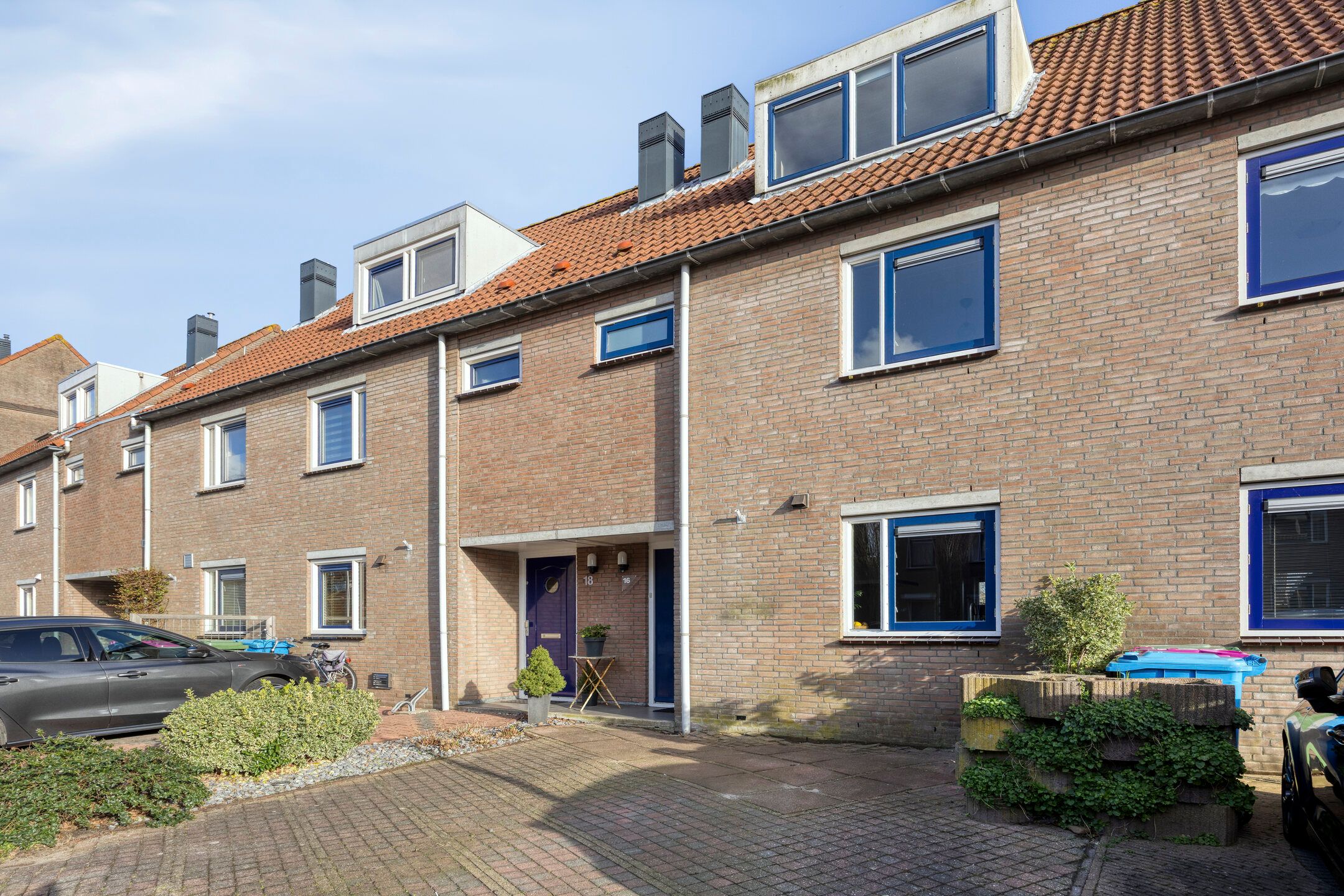 Buying a house in The Netherlands., Bromelia 16